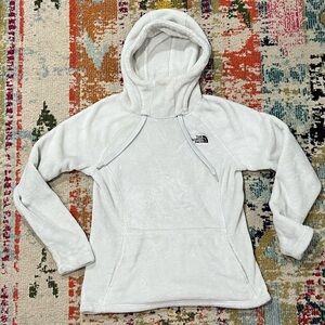 Women's The North Face White Plush Hoodie Fleece Pullover Outerwear